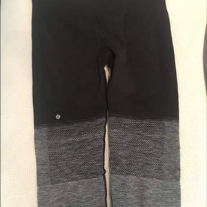 Lululemon leggings Capri